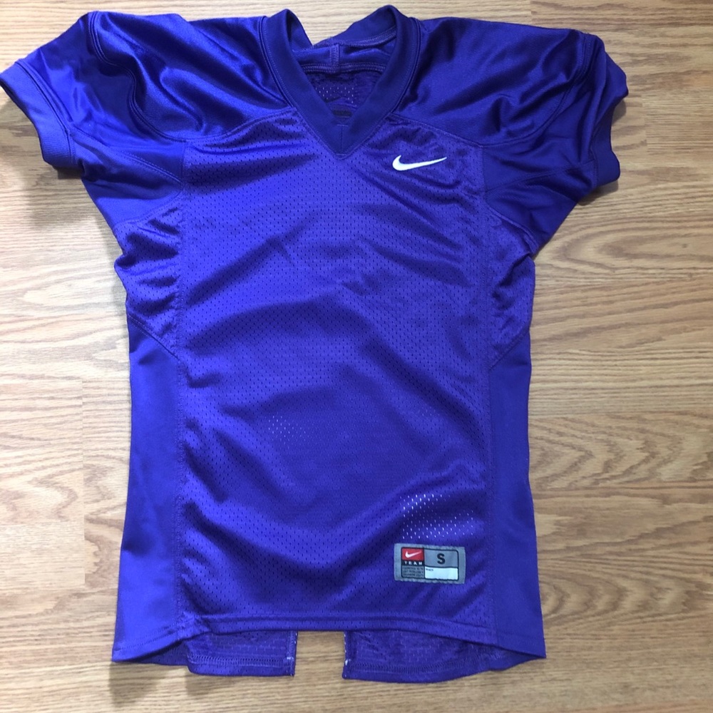 Nike women’s jersey. Size small. NWOT. - Picture 1 of 6
